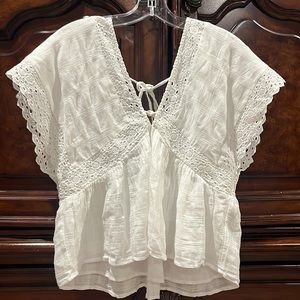 American Eagle White Top